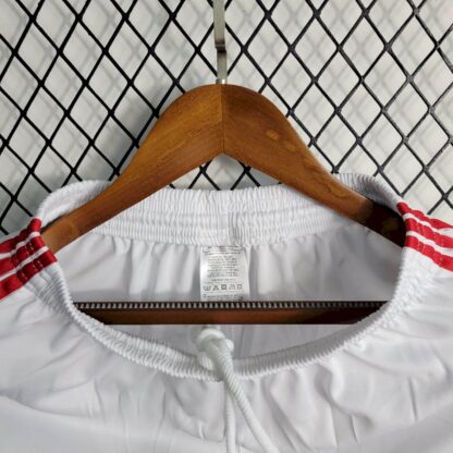 S.C Internacional 2023/24 local pantaloneta - Image 8
