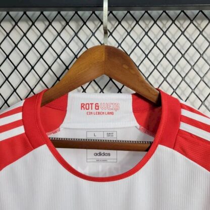Bayern Munich 2023/24 local camiseta - Image 8