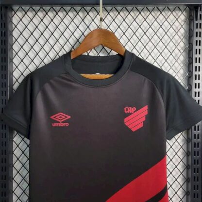 Athletico Paranaense 2023/24 visitante niños conjunto - Image 2