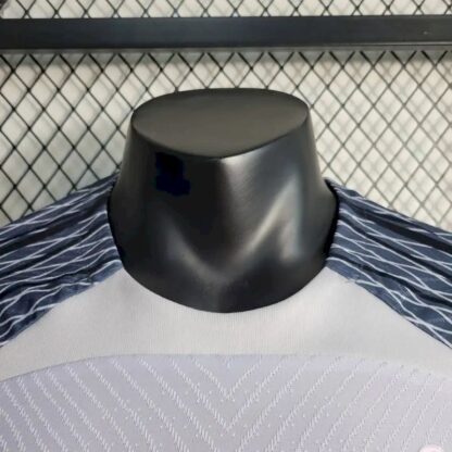 Tottenham Hotspur 2023/24 Pre-Match entrenamiento camiseta versión jugador Grey - Image 6