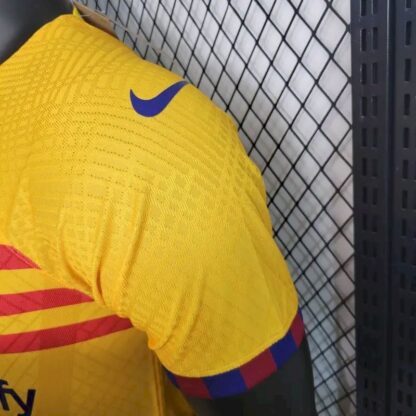 Barcelona 2023/24 Fourth camiseta versión jugador - Image 4