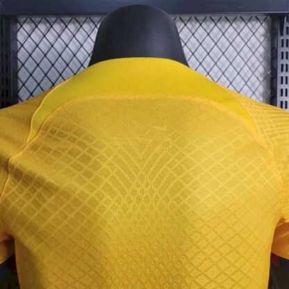 Barcelona 2023/24 Fourth camiseta versión jugador - Image 9