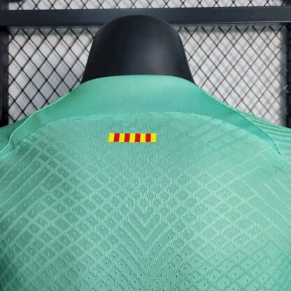 Barcelona 2023/24 Pre-Match entrenamiento camiseta versión jugador - Image 9