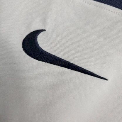 Paris Saint-Germain 2023/24 Pre-Match entrenamiento camiseta White - Image 6