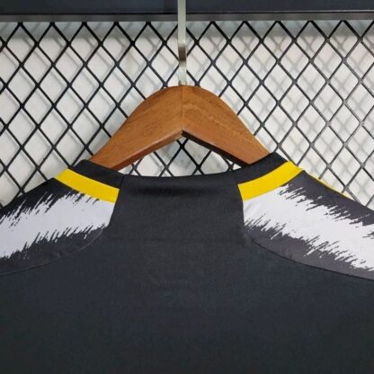 Juventus 2023/24 local manga largas camiseta - Image 4