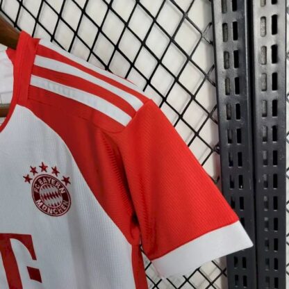 Bayern Munich 2023/24 local niños conjunto - Image 6