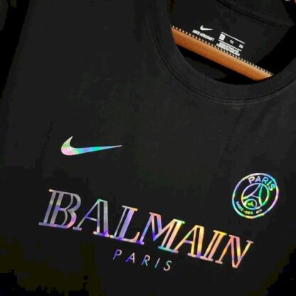 Paris Saint-Germain 2023/24 Balmain Pre-Match entrenamiento camiseta - Image 4
