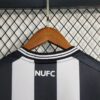 Newcastle United 2023/24 local camiseta - Image 7