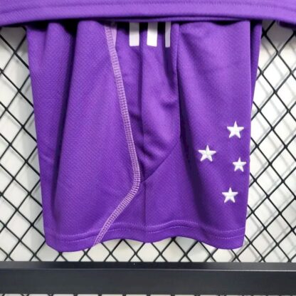 Cruzeiro 2023/24 Purple niños conjunto - Image 9