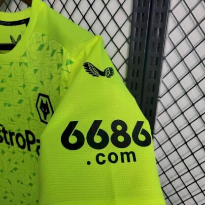 Wolves 2023/24 portero camiseta - Image 4