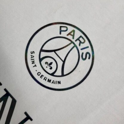Paris Saint-Germain 2023/24 Balmain Pre-Match entrenamiento camiseta - Image 4