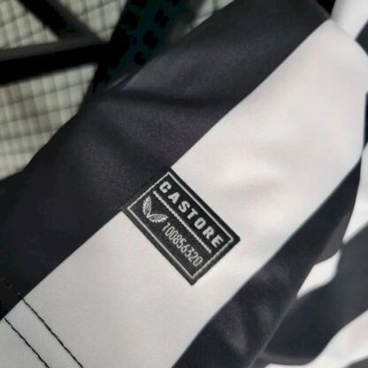 Newcastle United 2023/24 local niños conjunto - Image 8