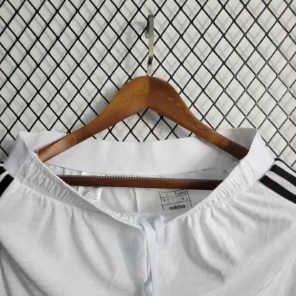 Manchester United 2023/24 local pantaloneta – versión jugador - Image 6
