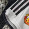 Manchester United 2023/24 local pantaloneta – versión jugador - Image 7