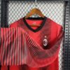 AC Milan 2023/24 local manga largas camiseta - Image 4