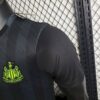 Newcastle United 2023/24 Pre-Match camiseta versión jugador - Image 5