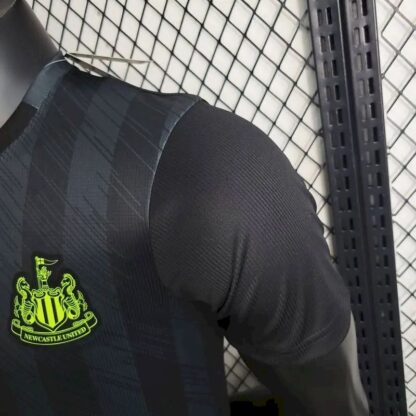 Newcastle United 2023/24 Pre-Match camiseta versión jugador - Image 5