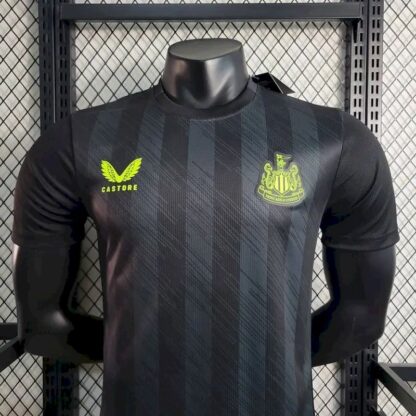 Newcastle United 2023/24 Pre-Match camiseta versión jugador - Image 2