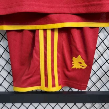 AS Roma 2023/24 local niños conjunto - Image 3