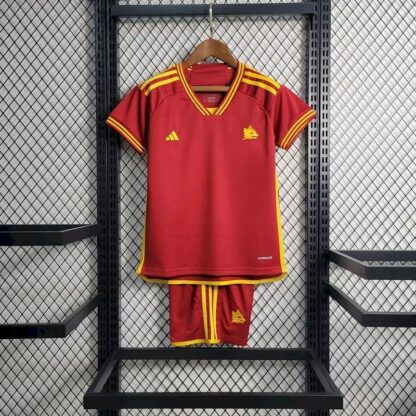 AS Roma 2023/24 local niños conjunto