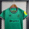 Newcastle United 2023/24 visitante niños conjunto - Image 2