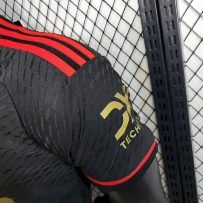 Manchester United 2023/24 Black camiseta versión jugador - Image 10
