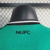 Newcastle United 2023/24 visitante camiseta versión jugador - Image 4