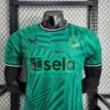 Newcastle United 2023/24 visitante camiseta versión jugador - Image 2