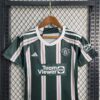 Manchester United 2023/24 visitante niños conjunto - Image 5