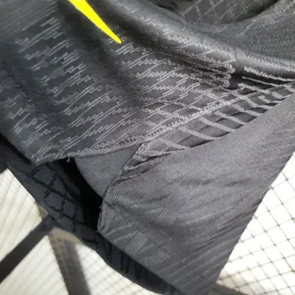 Inter Milan 2023/24 Black pantaloneta – versión jugador - Image 3