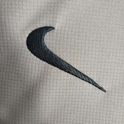Tottenham Hotspur 2023/24 tercera camiseta - Image 4