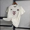Bayern Munich 2023/24 tercera camiseta