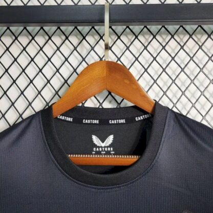 Newcastle United 2023/24 Pre-Match entrenamiento camiseta - Image 3