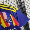 Olympique Lyonnais 2023/24 tercera camiseta - Image 9