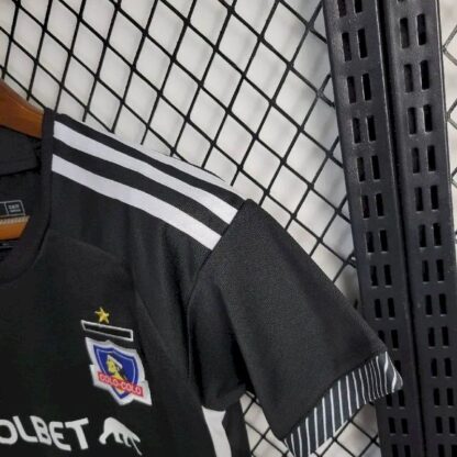 Colo Colo 2023/24 visitante niños conjunto - Image 8