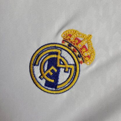 Real Madrid 2024/25 local Mujers camiseta - Image 3