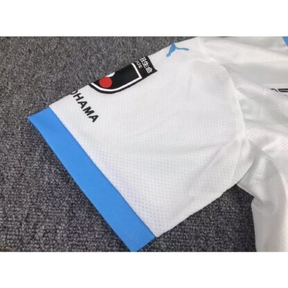Yokohama FC 2023/24 visitante camiseta - Image 6