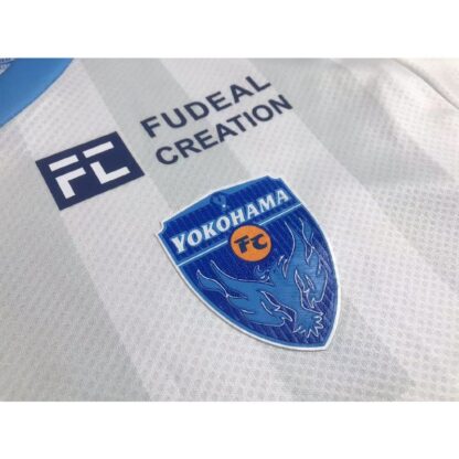 Yokohama FC 2023/24 visitante camiseta - Image 4