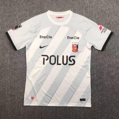 Urawa Red Diamonds 2024/25 visitante camiseta