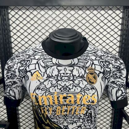 Real Madrid 2024/25 Special Edition camiseta versión jugador - Image 3