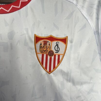 Sevilla FC 2024/25 local camiseta - Image 5