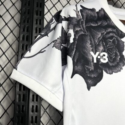 Real Madrid 2024/25 Y-3 Special Edition camiseta - Image 6