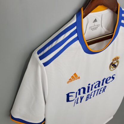 Real Madrid 2021/22 local camiseta - Image 8