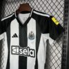 Newcastle United 2024/25 local niños conjunto - Image 5