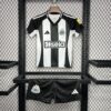 Newcastle United 2024/25 local niños conjunto