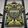 Italy 2022/23 Versace Co-Branded Edition camiseta-Gold - Image 3