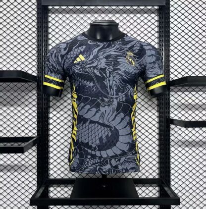 Real Madrid 2024/25 Year of the Dragon Limited Edition camiseta versión jugador