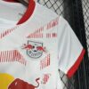 RB Leipzig 2024/25 local niños conjunto - Image 7