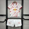 RB Leipzig 2024/25 local niños conjunto