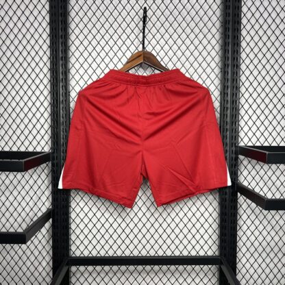 Liverpool 2024/25 local pantaloneta - Image 2